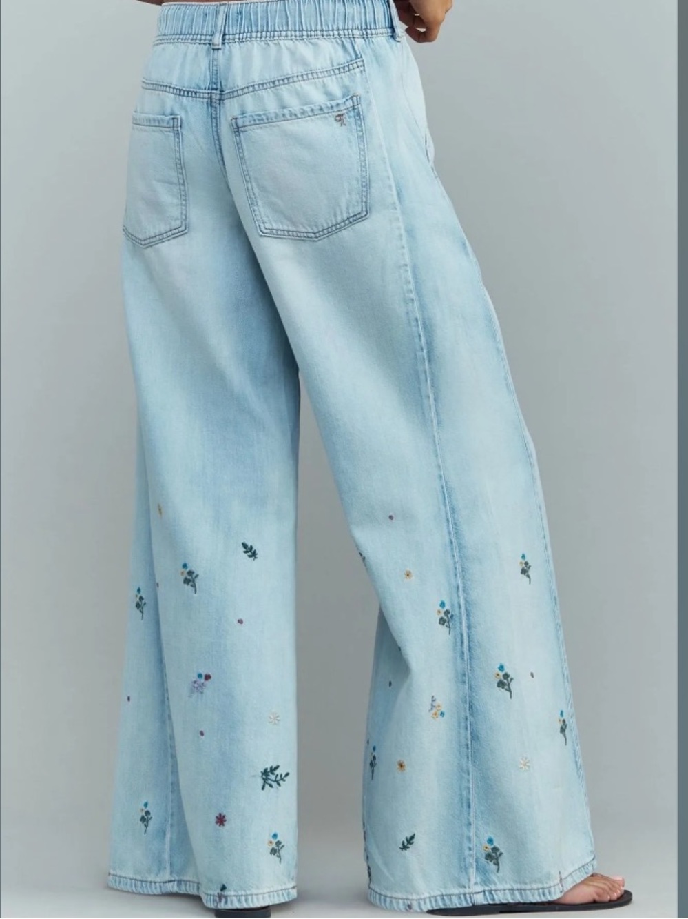 Anthropologie Pilcro The Adi Ditsy Floral Flair Jeans- Size Large - Picture 3 of 13